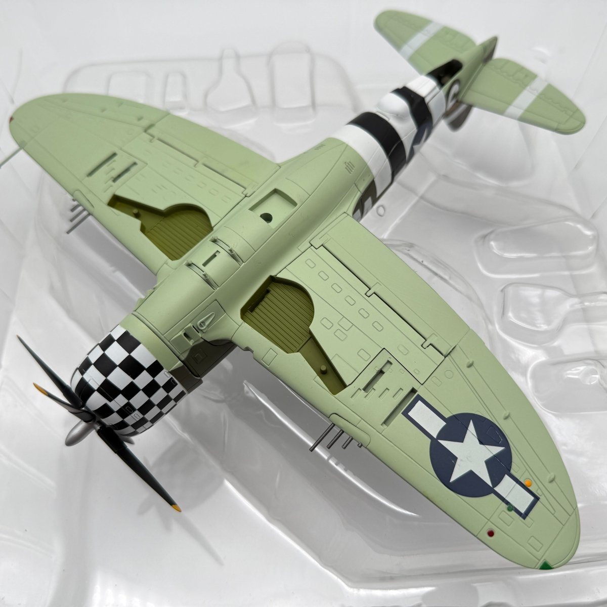 Hobby Master HA8410 1:48 Republic P - 47D Thunderbolt USAAF 78th FG Eileen - Hobby Master