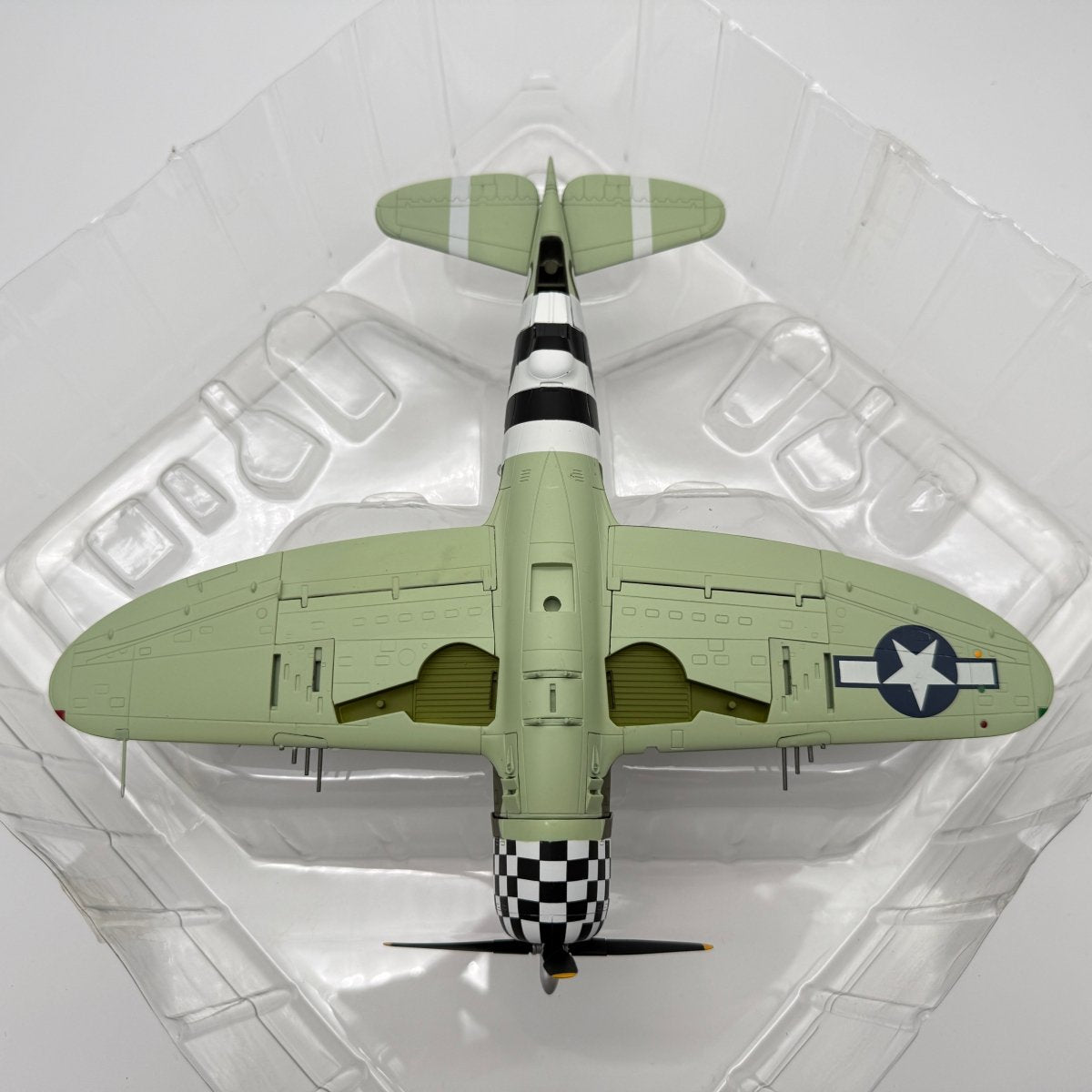 Hobby Master HA8410 1:48 Republic P - 47D Thunderbolt USAAF 78th FG Eileen - Hobby Master