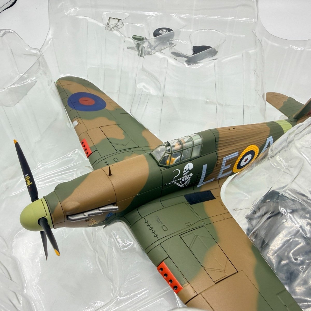Hobby Master HA8602 1:48 Hurricane Mk.I, RAF Flying Officer McKnight, 242 Sqn - Hobby Master