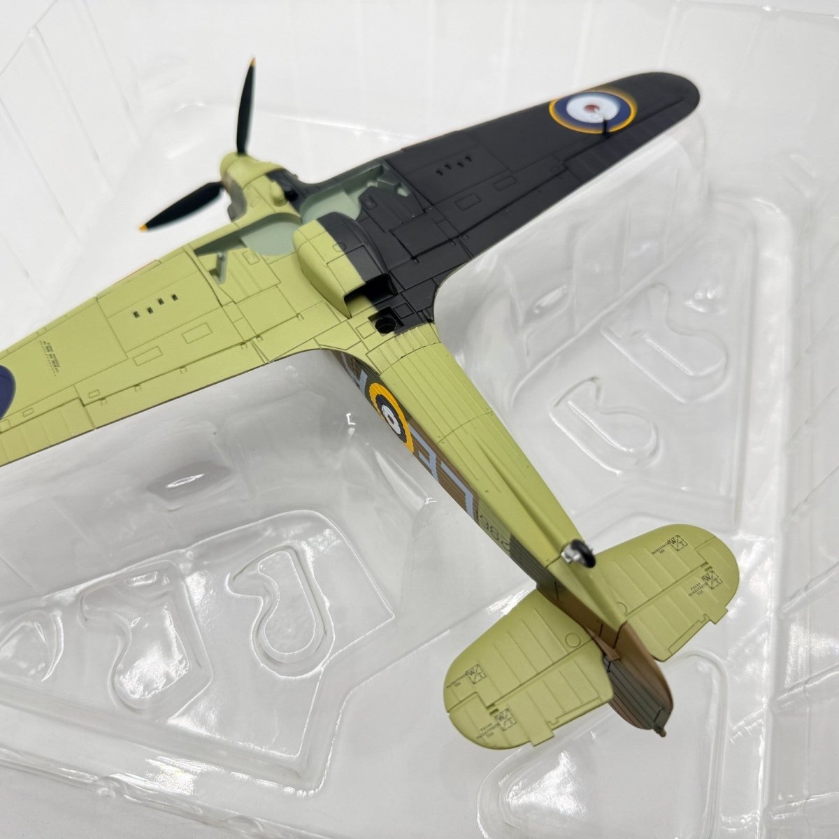 Hobby Master HA8602 1:48 Hurricane Mk.I, RAF Flying Officer McKnight, 242 Sqn - Hobby Master