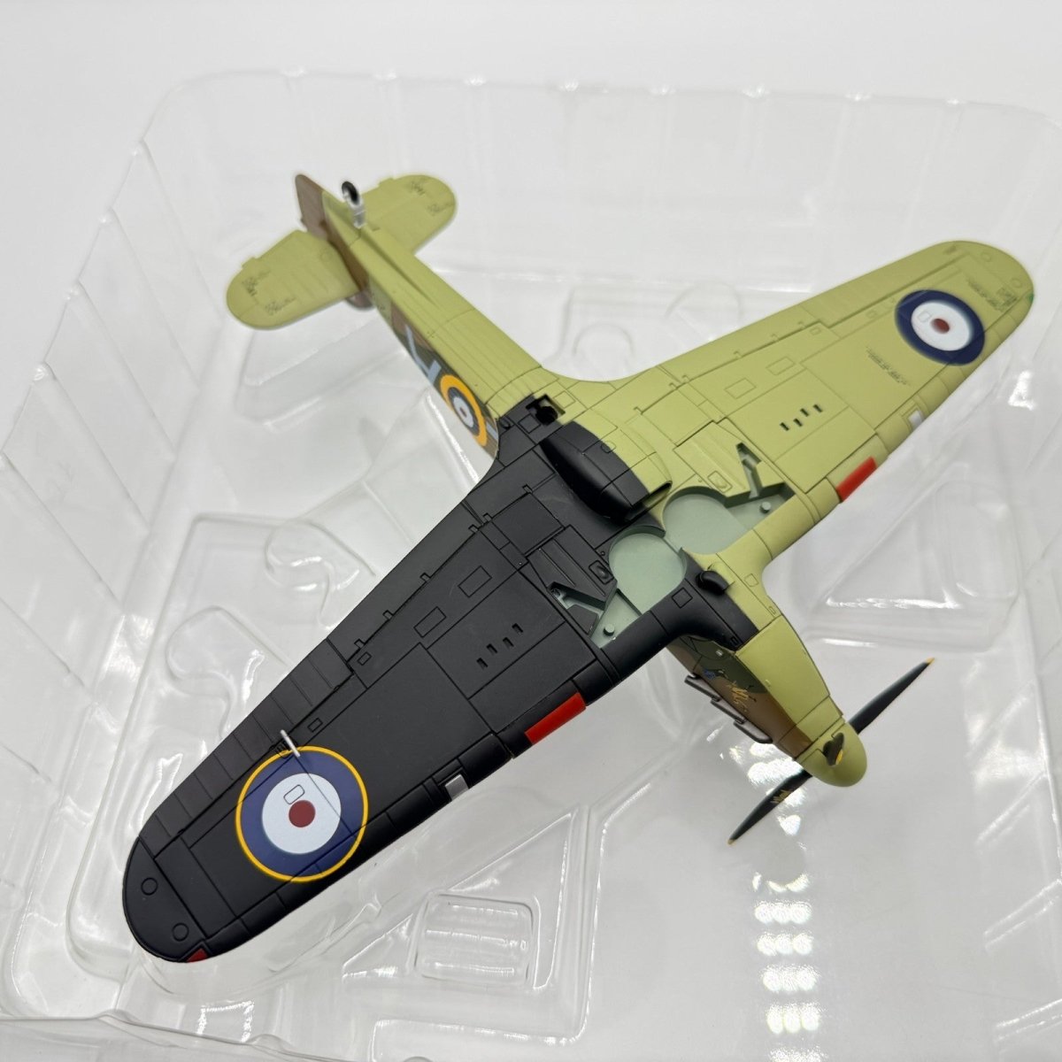Hobby Master HA8602 1:48 Hurricane Mk.I, RAF Flying Officer McKnight, 242 Sqn - Hobby Master