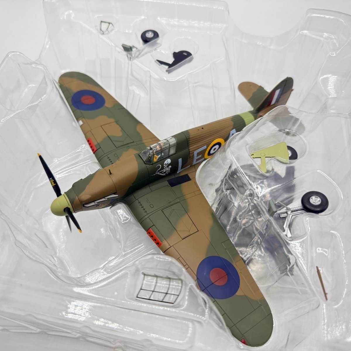 Hobby Master HA8602 1:48 Hurricane Mk.I, RAF Flying Officer McKnight, 242 Sqn - Hobby Master