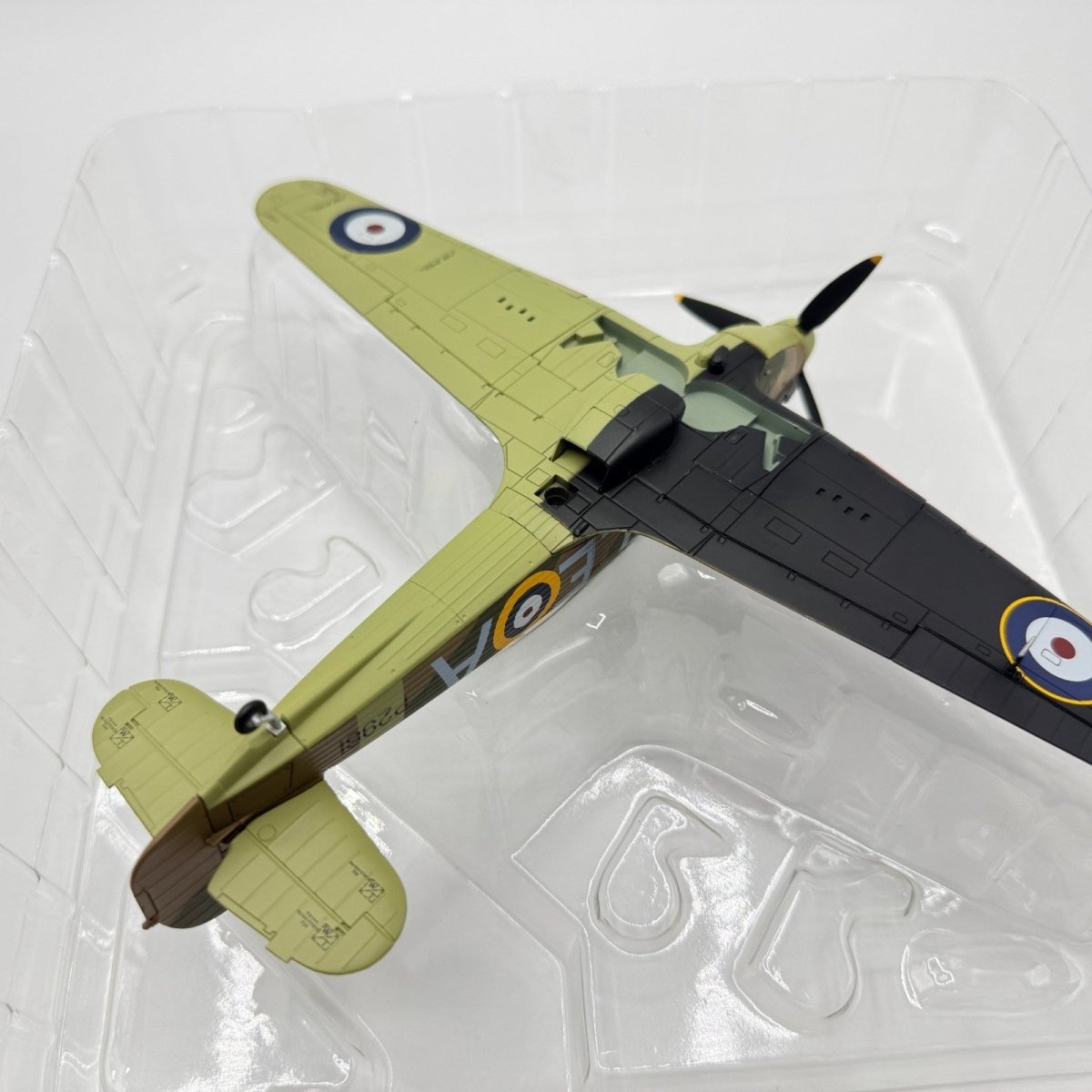 Hobby Master HA8602 1:48 Hurricane Mk.I, RAF Flying Officer McKnight, 242 Sqn - Hobby Master