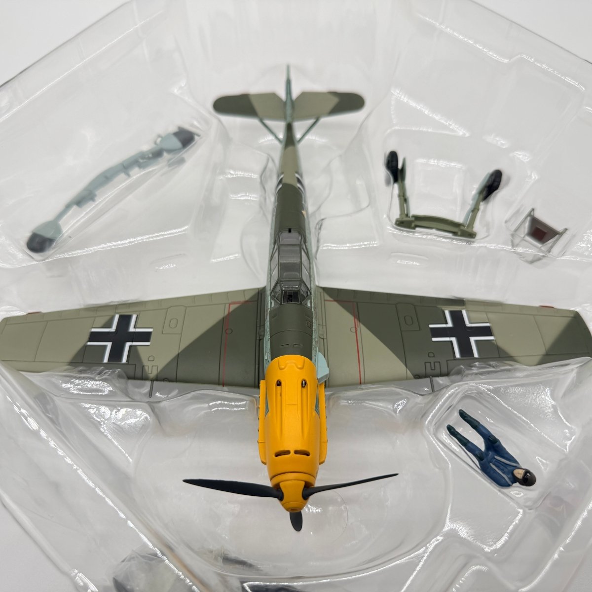 Hobby Master HA8711 1:48 Messerschmitt Bf 109E Helmut Wick BoB 1940 - Hobby Master