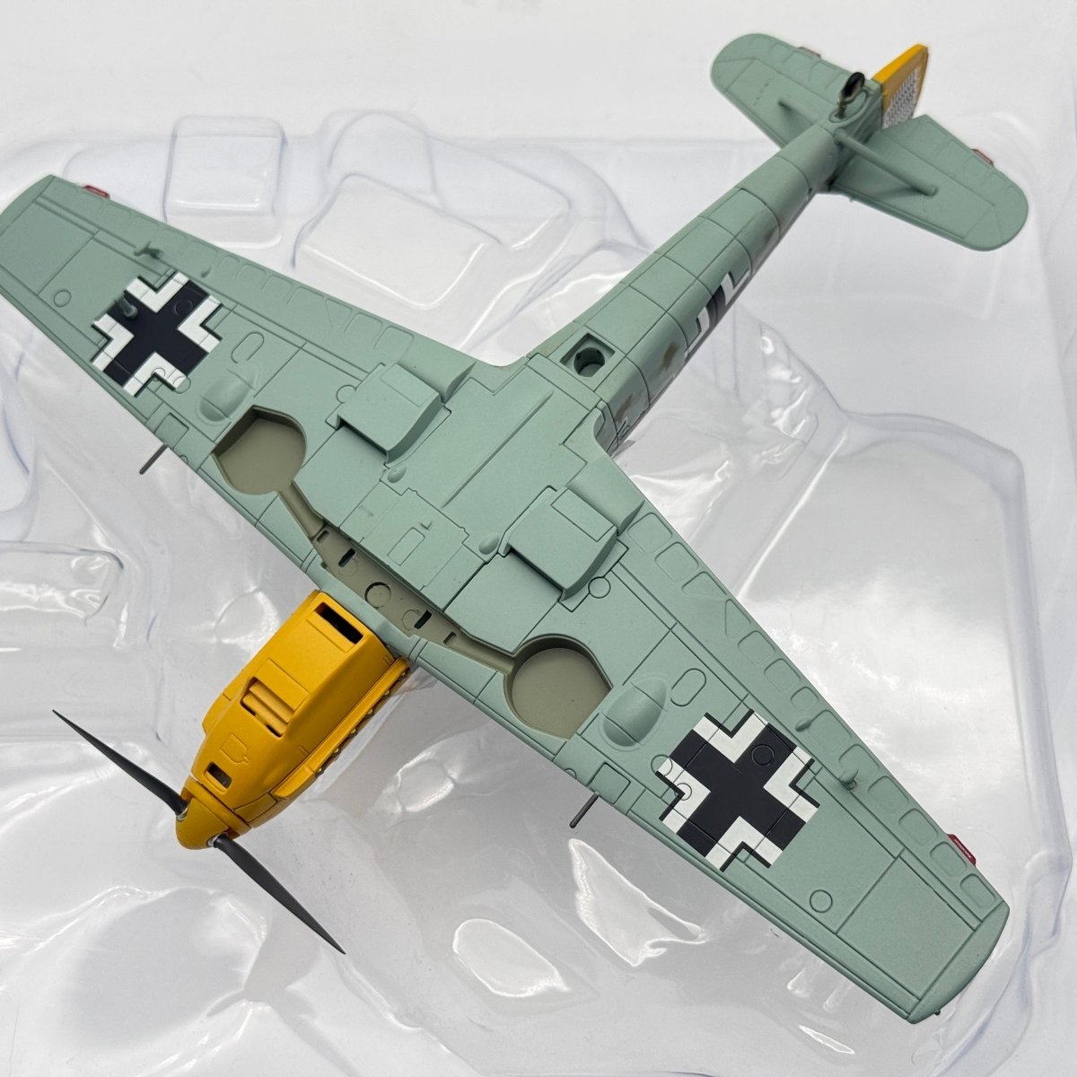 Hobby Master HA8715 1:48 Bf 109E-4 W.Nr.5819 Adolf Galland JG 26 France Dec 1940 - Hobby Master