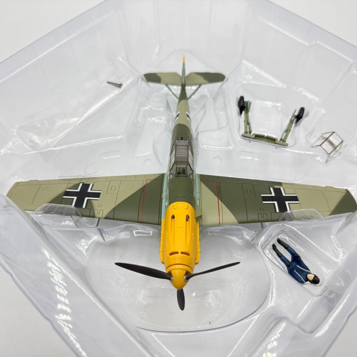 Hobby Master HA8715 1:48 Messerschmitt Bf 109E - 4 "Adolf Galland" 1940, Diecast - Hobby Master