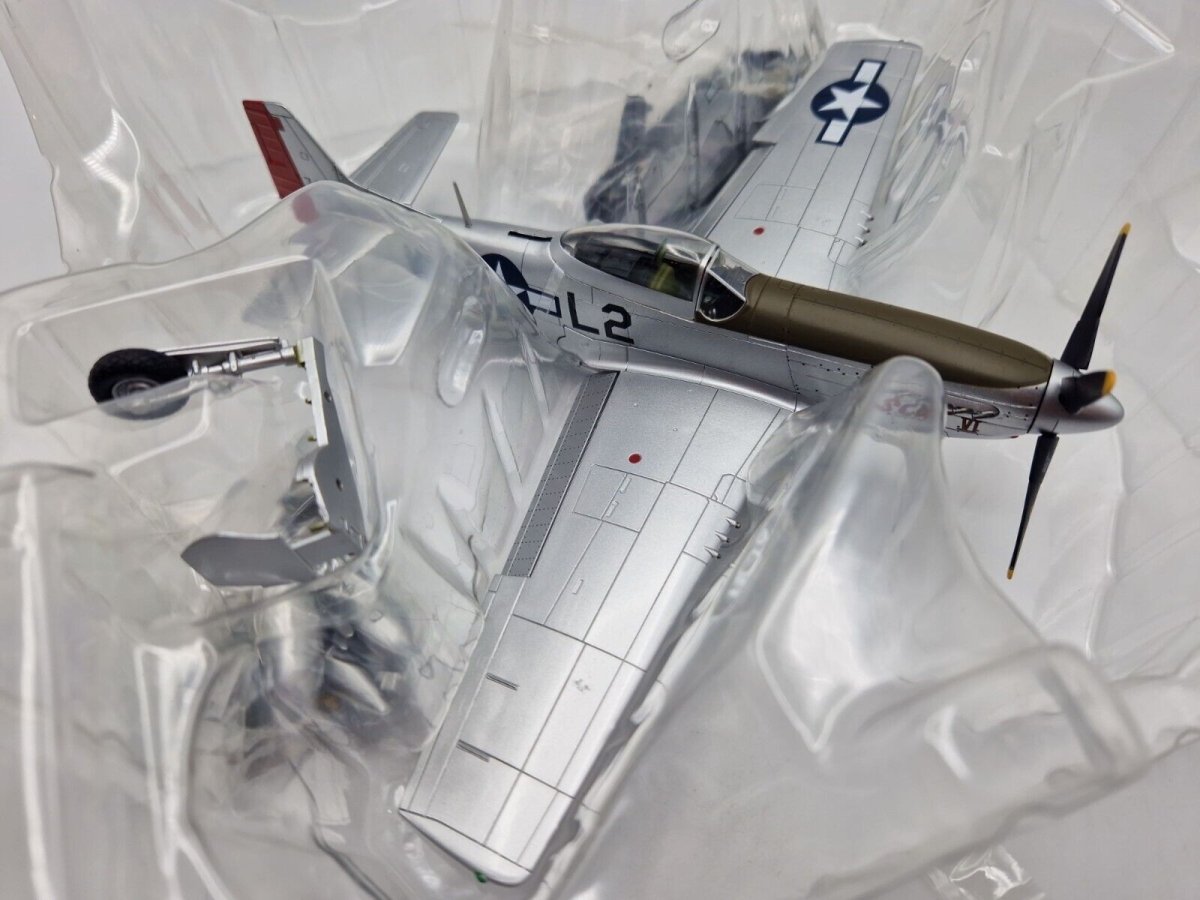 Hobby Master 1:48 P - 51D Mustang 44 - 11746 Scat VI February 1945 HA7724 Ex - display - Hobby Master