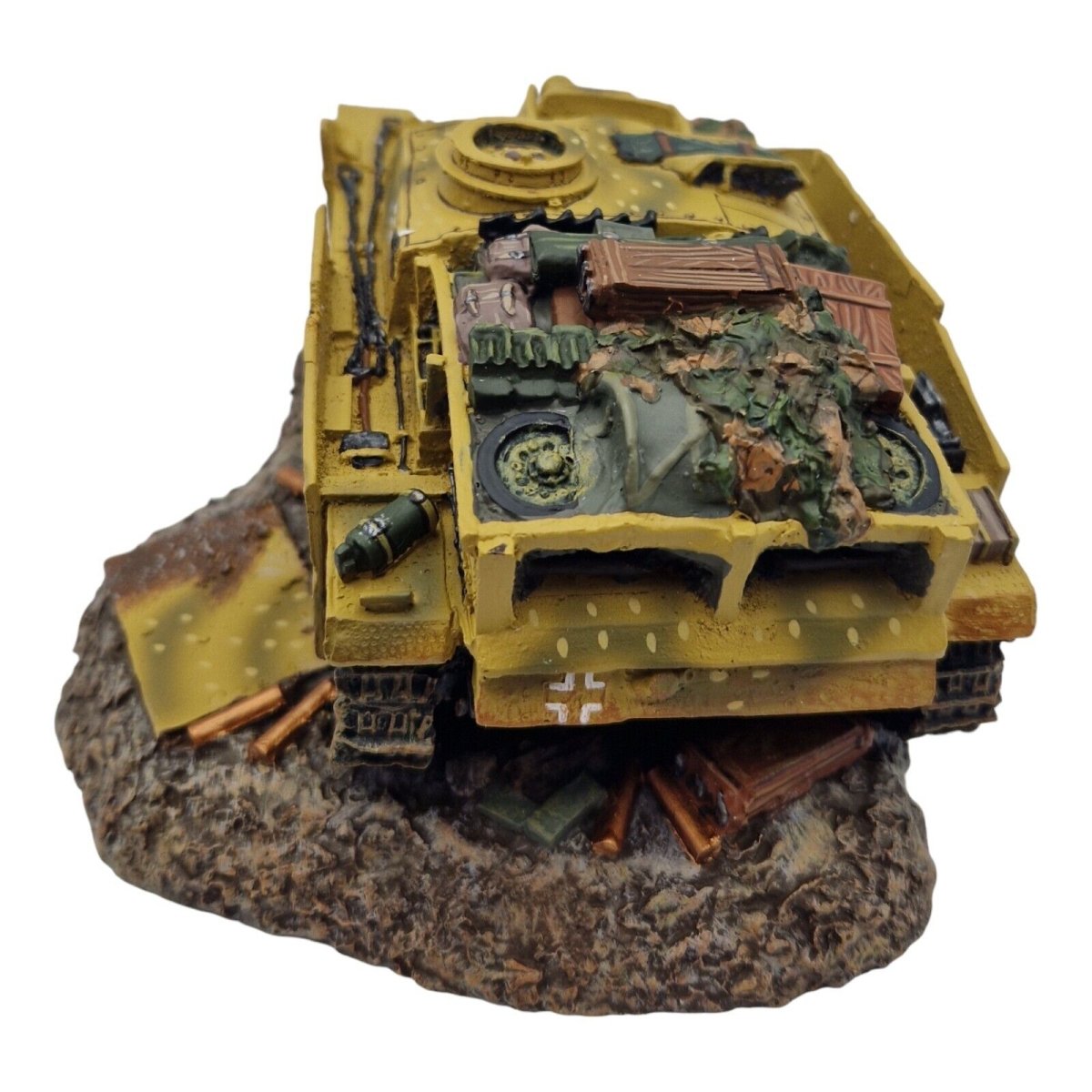 King & Country 1:30 scale "Knocked Out Stug III" Tank Diorama SP08 - King & Country