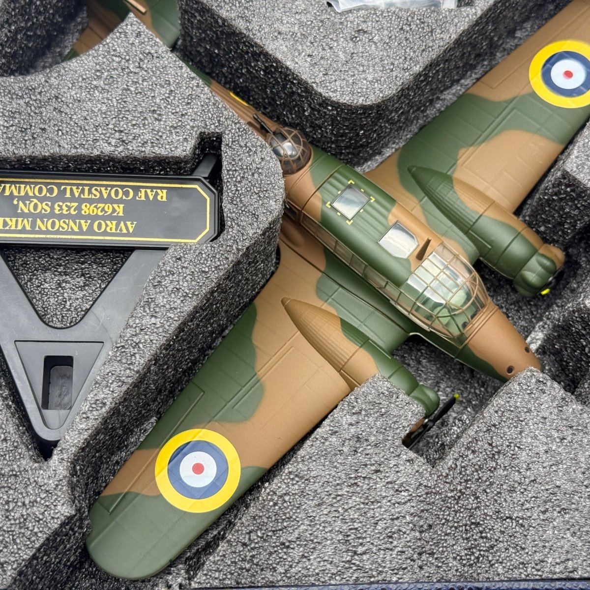 Oxford 72AA004 1:72 Avro Anson Mk I K6298 233 Sqn RAF Coastal Command 1937 - Oxford Aviation
