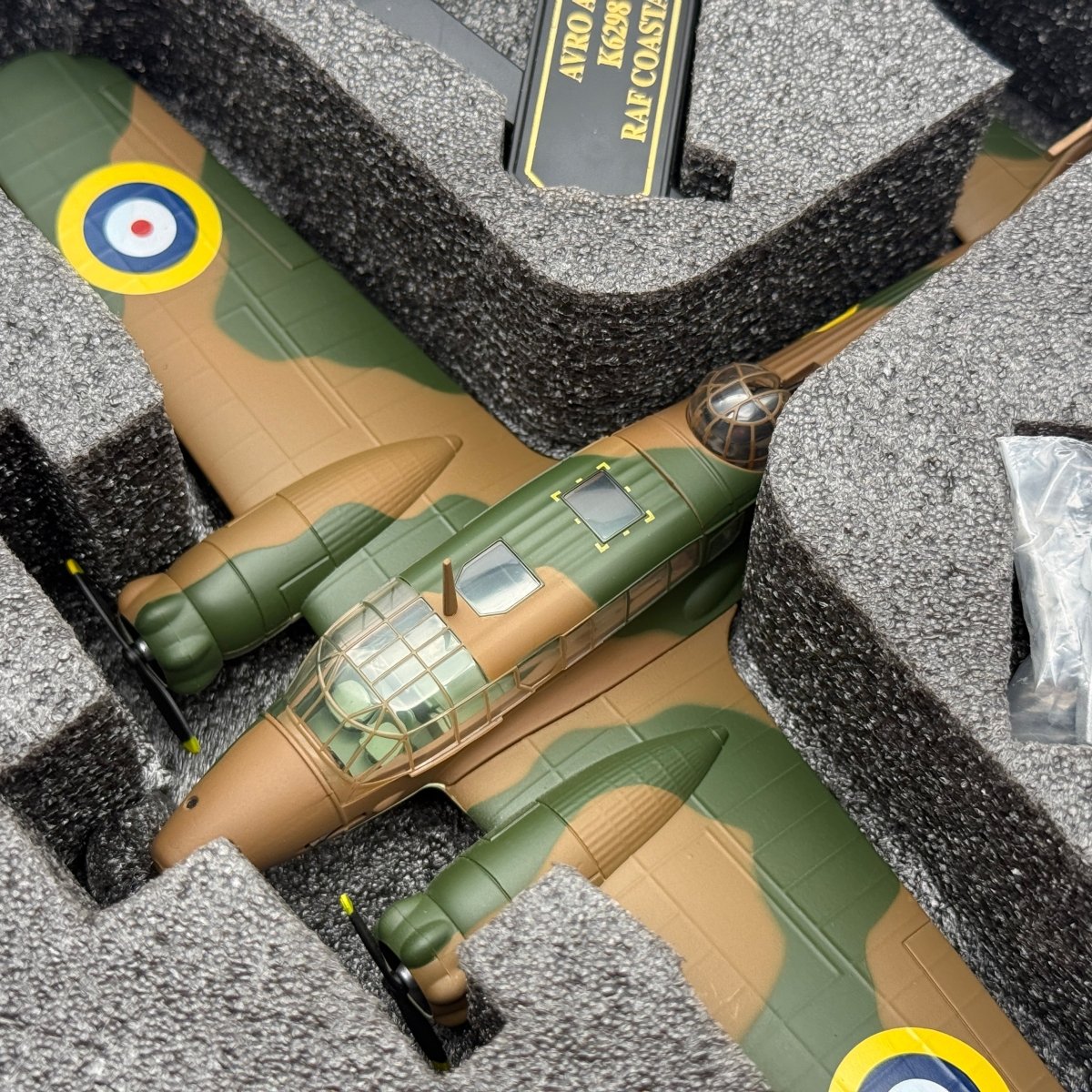 Oxford 72AA004 1:72 Avro Anson Mk I K6298 233 Sqn RAF Coastal Command 1937 - Oxford Aviation