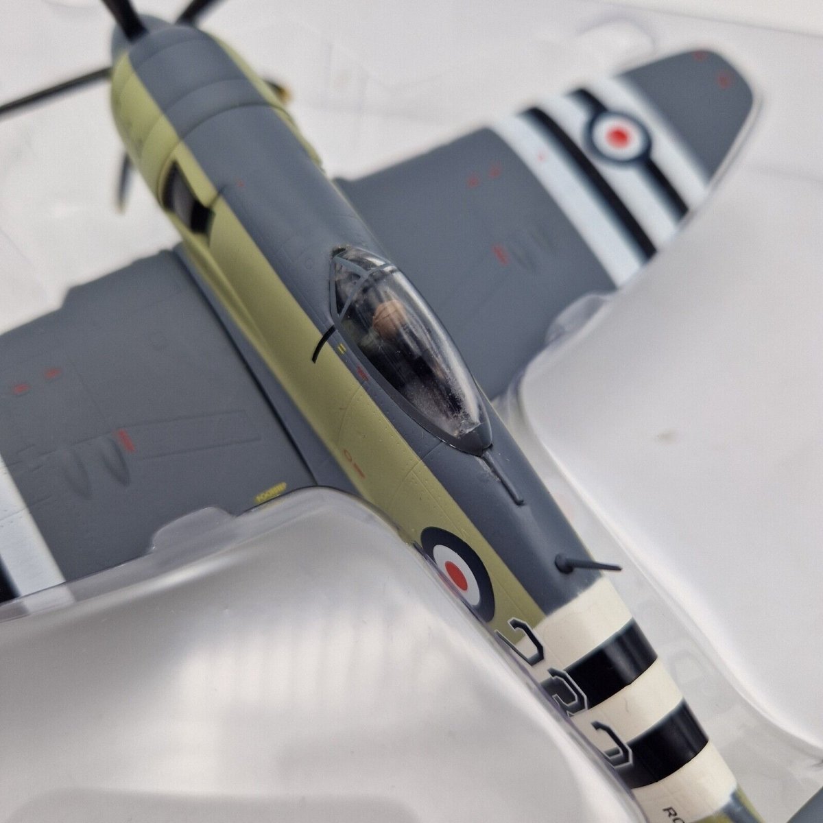 Sky Guardians 1:72 Hawker Sea Fury FB.11 Diecast Model Aircraft - Sky Guardians