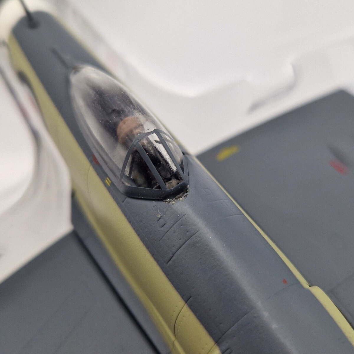 SKY GUARDIANS DIECAST AIRCRAFT 1/72ND SCALE CODE: WTW.72.015.010 SEA FURY - 