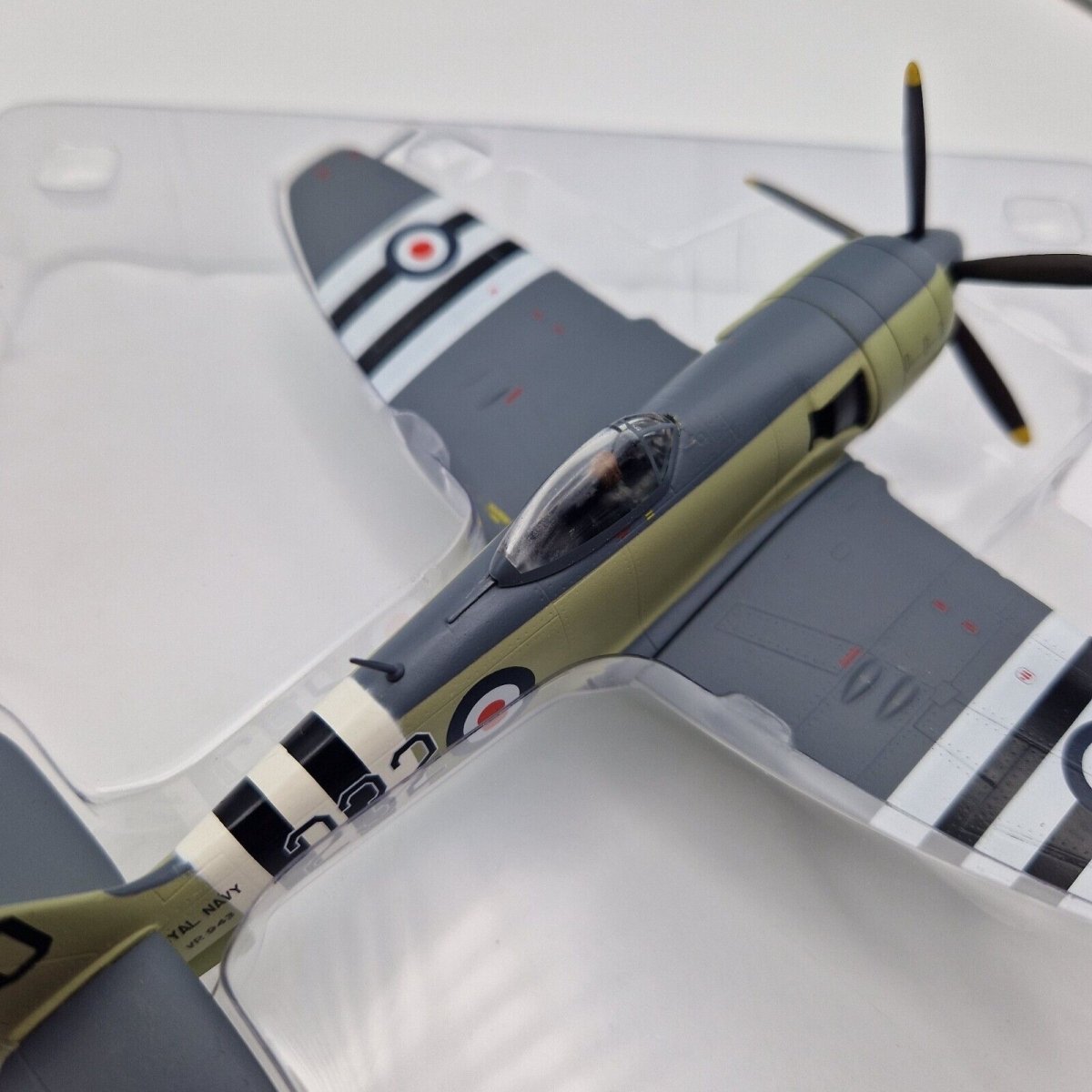 SKY GUARDIANS DIECAST AIRCRAFT 1/72ND SCALE CODE: WTW.72.015.010 SEA FURY - 