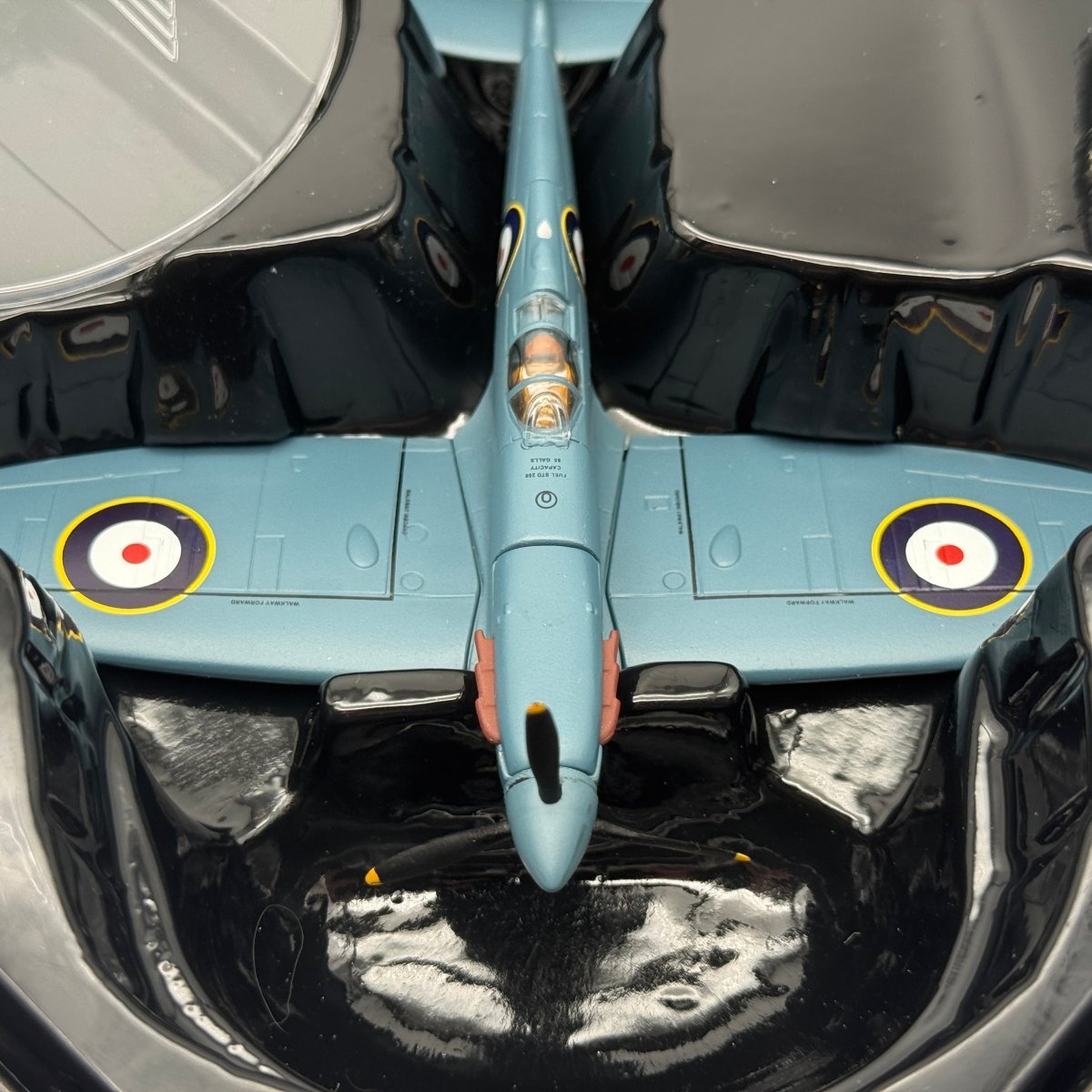 Titles Listing title: Corgi AA31928 1:72 Supermarine Spitfire Mk I RAF No.212 Sqn P9931 France 1940 - Corgi