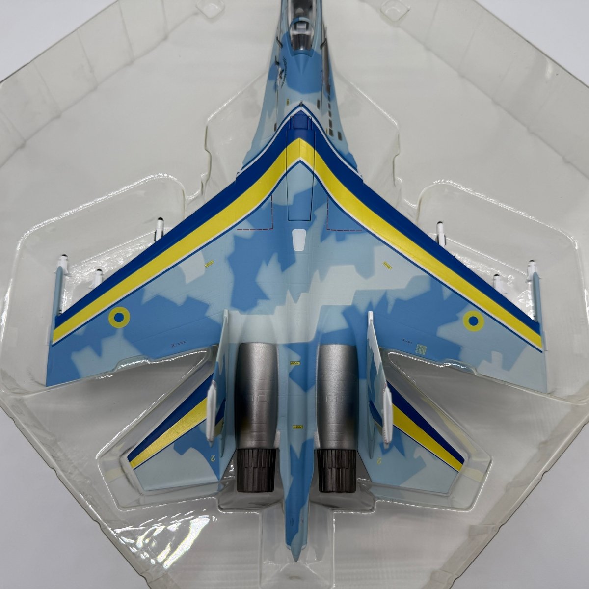 Witty Wings WTW - 72 - 014 - 003 1:72 Ukrainian Air Force Su - 27 Flanker Blue 57 - Sky Guardians