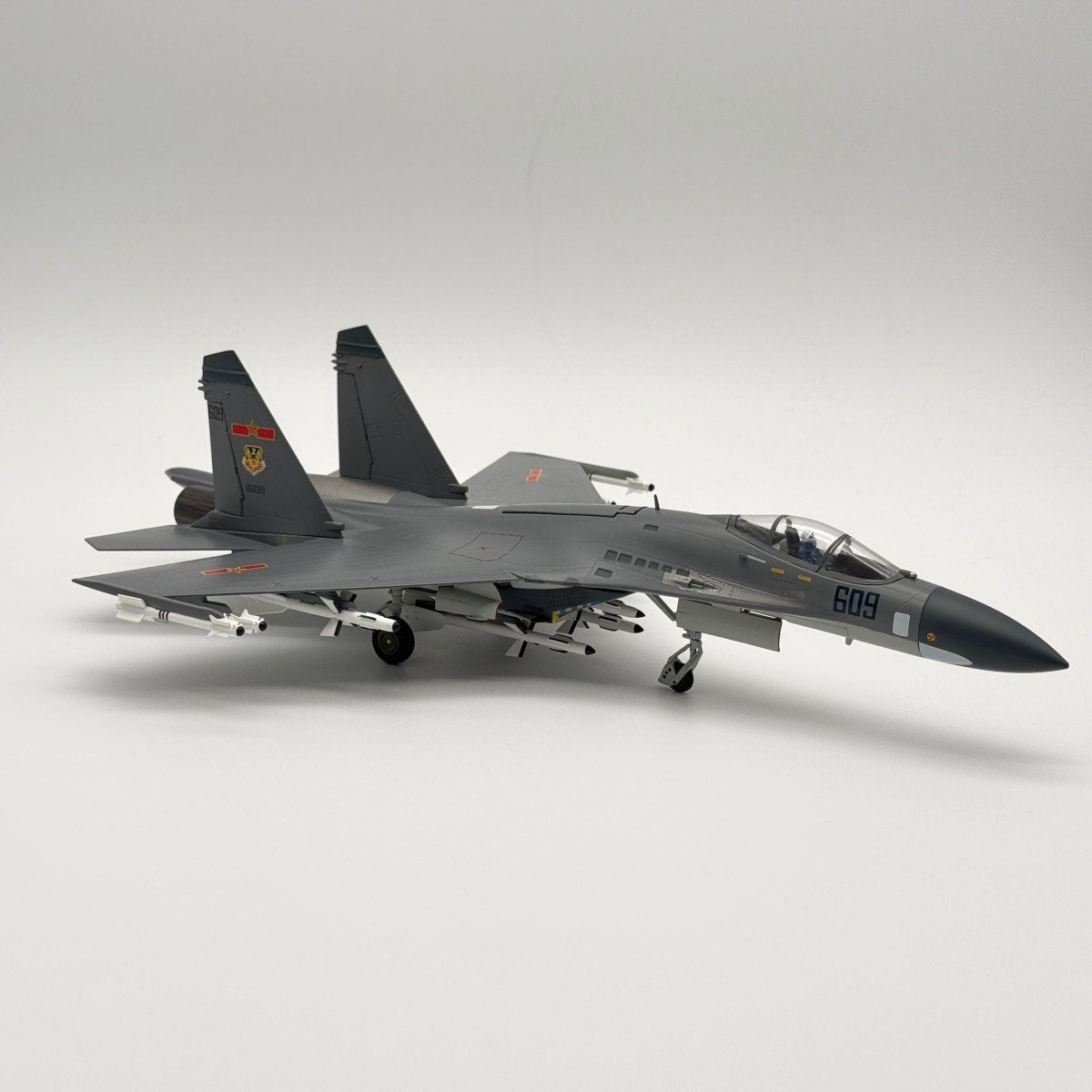 Witty Wings WTW - 72 - 014 - 011 1:72 Sukhoi Su - 27SK Flanker - B PLAAF China - Sky Guardians